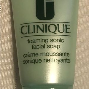 Clinque moisture soap